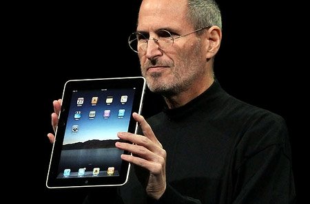 iPad thế hệ đầu tiên ra đời