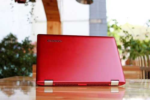 Lenovo ra thêm phiên bản Yoga xoay 360 độ