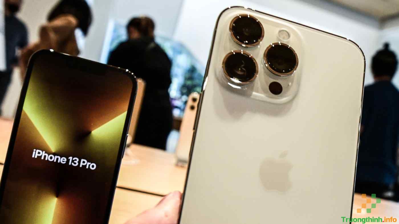 iPhone 13 đến tay khách hàng muộn hơn dự kiến