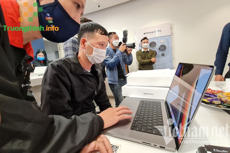 MacBook Pro 14 inch 2021 mở bán chính hãng tại Việt Nam